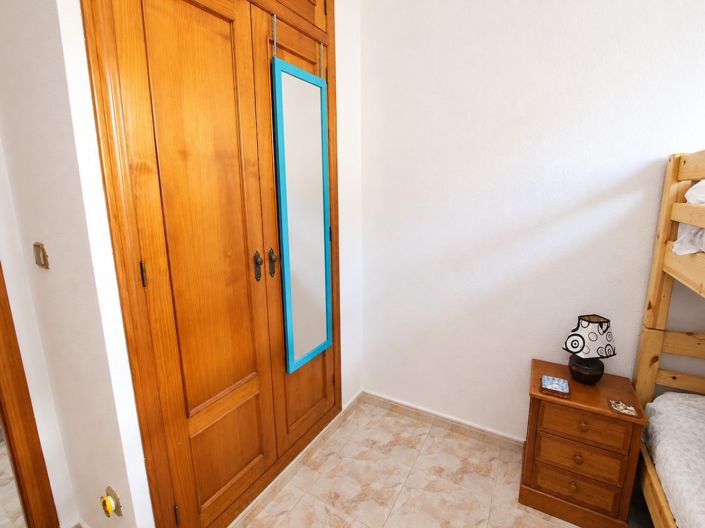 Image No.12-2 Bed Townhouse for sale