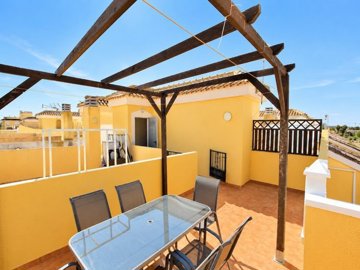 49821topfloorapartmentwithprivatesolariumform