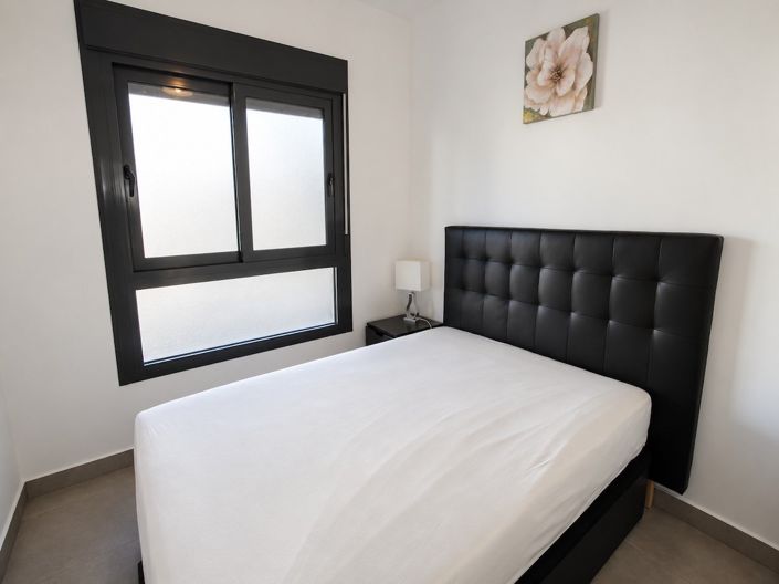 Image No.11-2 Bed Apartment for sale