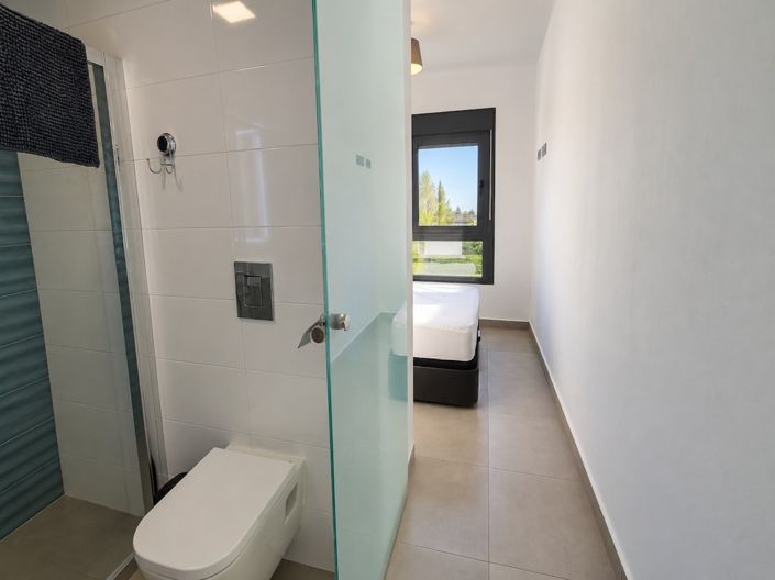 Image No.13-2 Bed Apartment for sale