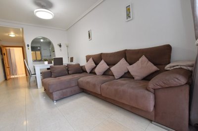 49832penthousewithprivatesolariumandmountainv