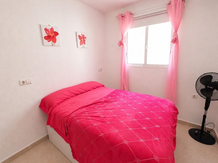 Image No.14-3 Bed Townhouse for sale