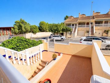 49835roomyvillagetownhouseinbenijfarwithpoola