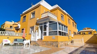 49840attractive3bed2bathquadlocatedinlomarabc