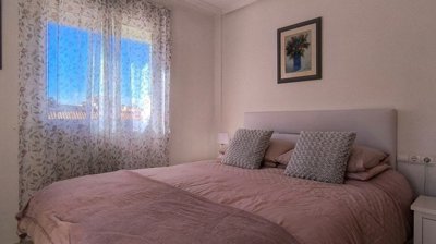 49840attractive3bed2bathquadlocatedinlomarabc
