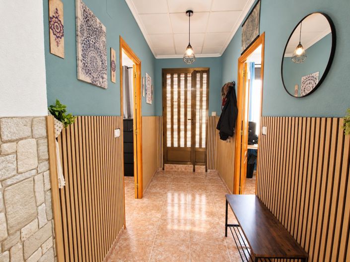 Image No.4-2 Bed Townhouse for sale