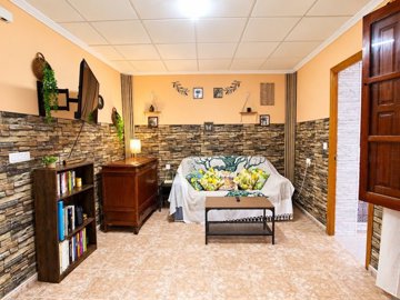 49849charming2bedtownhouseintheheartofrojales