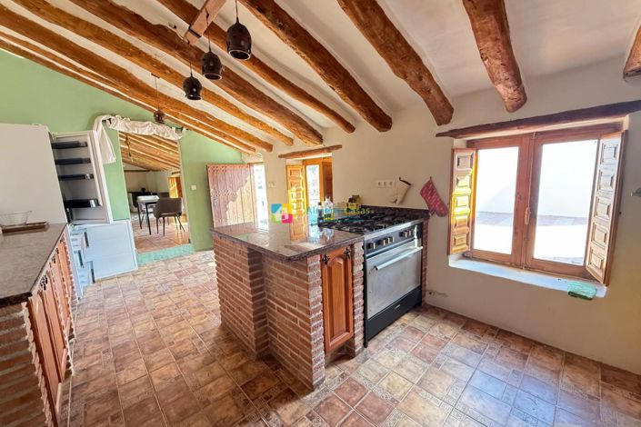 Image No.14-5 Bed Country House for sale