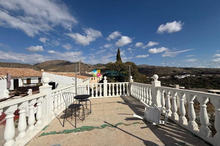 Image No.45-5 Bed Country House for sale
