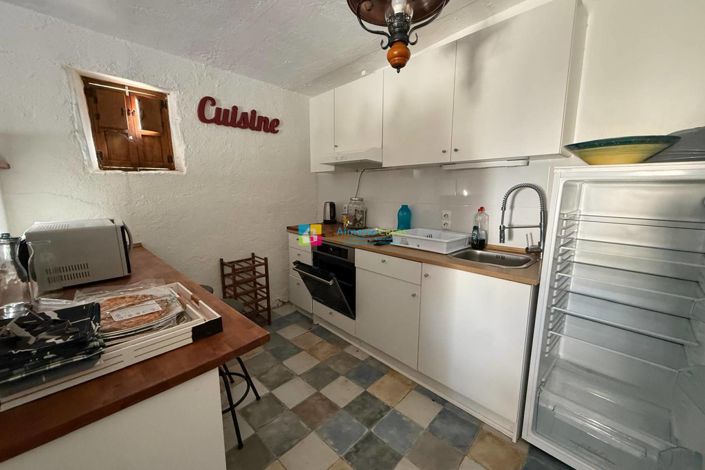 Image No.6-5 Bed Country House for sale