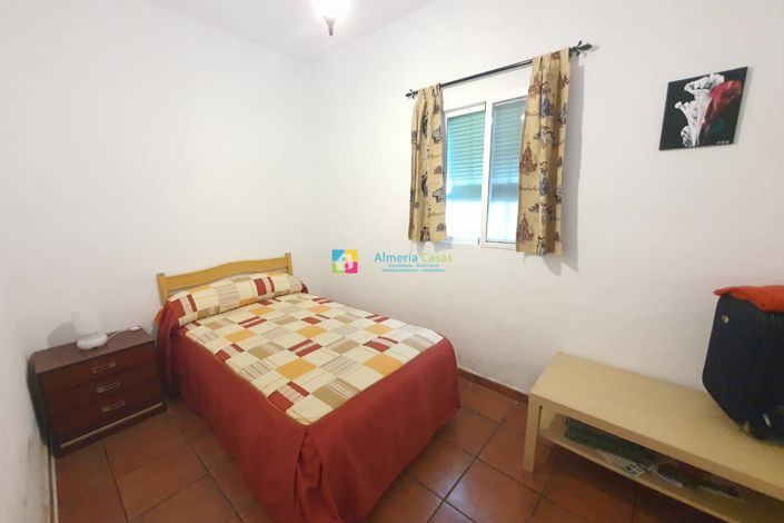 Image No.14-5 Bed Country House for sale