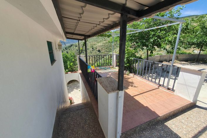 Image No.27-5 Bed Country House for sale