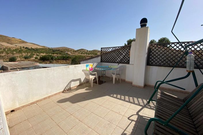 Image No.29-3 Bed Country House for sale