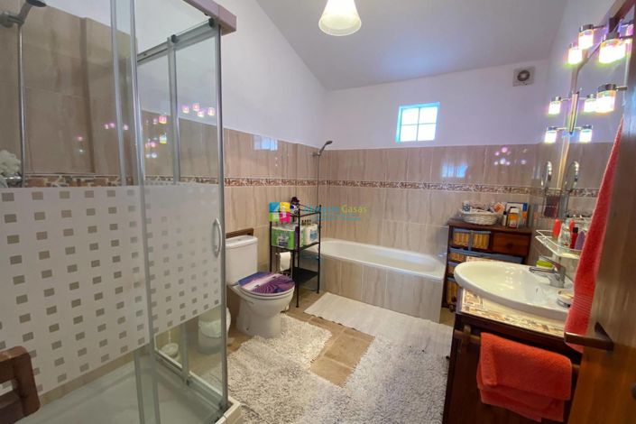 Image No.31-Maison de campagne de 3 chambres à vendre à Lubrín