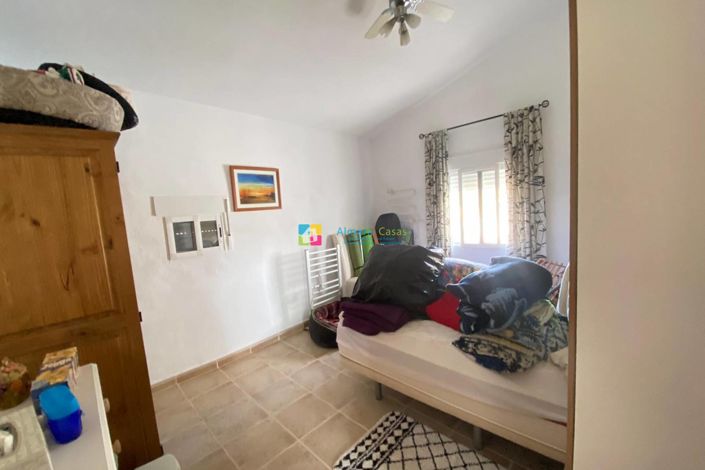 Image No.33-3 Bed Country House for sale