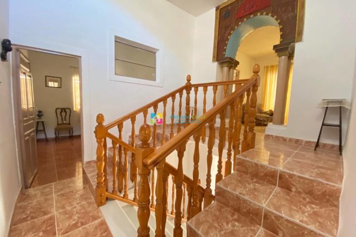 Image No.25-5 Bed Townhouse for sale