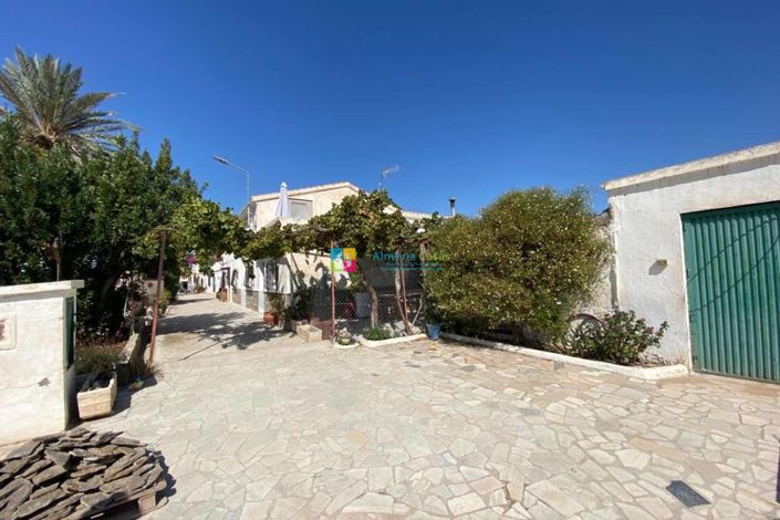 Image No.34-7 Bed Country House for sale