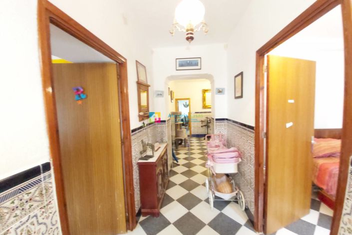 Image No.49-7 Bed Country House for sale