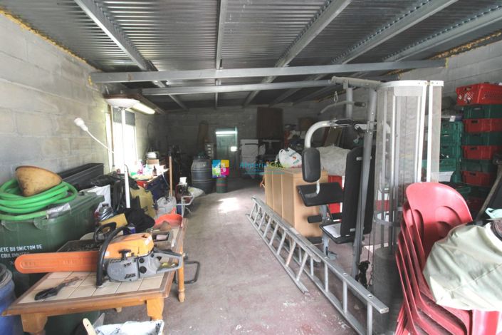 Image No.15-3 Bed Country House for sale