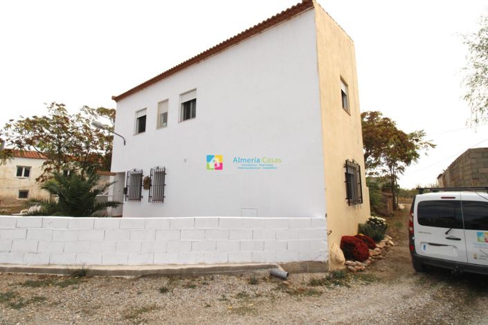 Image No.23-3 Bed Country House for sale