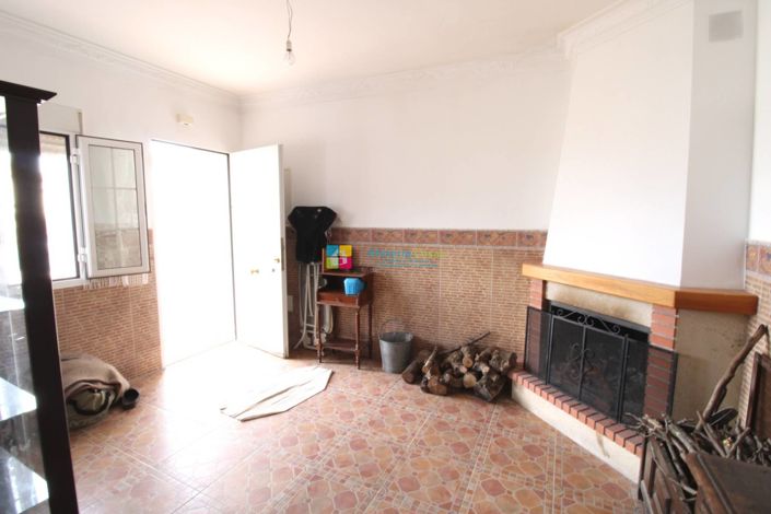 Image No.3-3 Bed Country House for sale