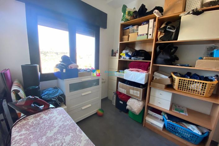 Image No.13-4 Bed Townhouse for sale