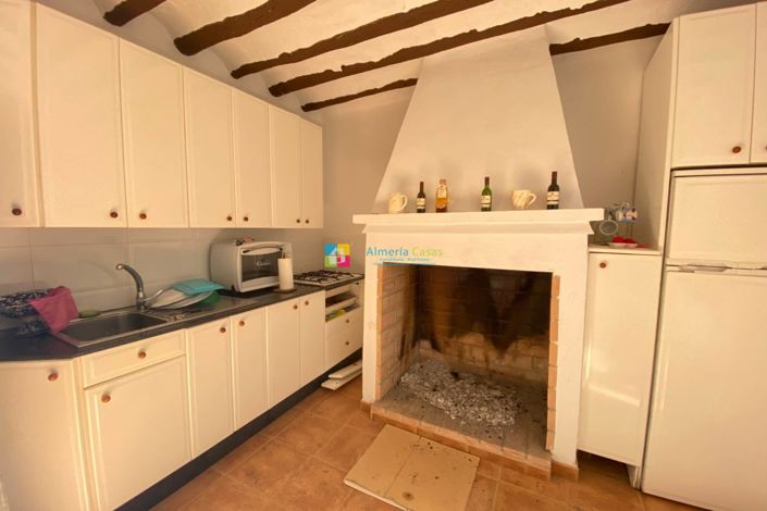 Image No.41-4 Bed Townhouse for sale