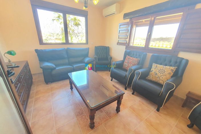 Image No.10-3 Bed Villa for sale