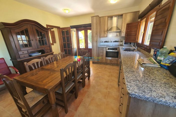 Image No.15-3 Bed Villa for sale