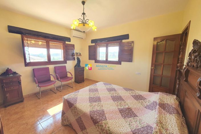 Image No.24-3 Bed Villa for sale