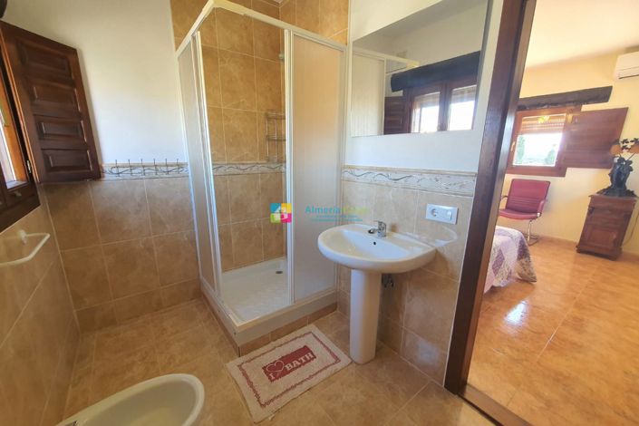 Image No.26-3 Bed Villa for sale