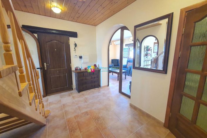 Image No.9-3 Bed Villa for sale