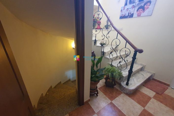 Image No.34-3 Bed Townhouse for sale