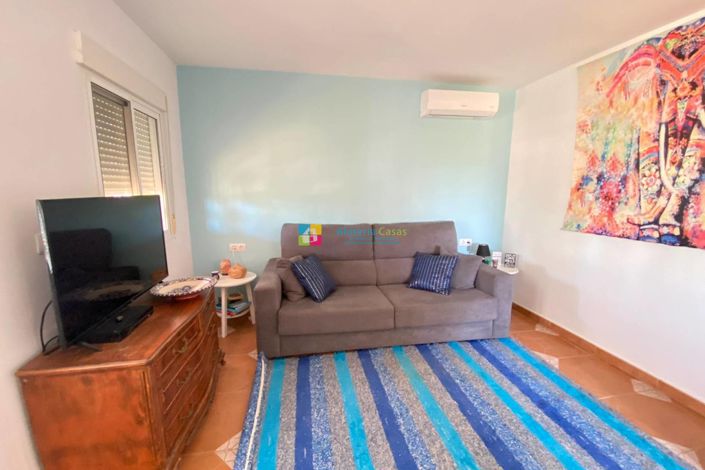 Image No.36-7 Bed Country House for sale