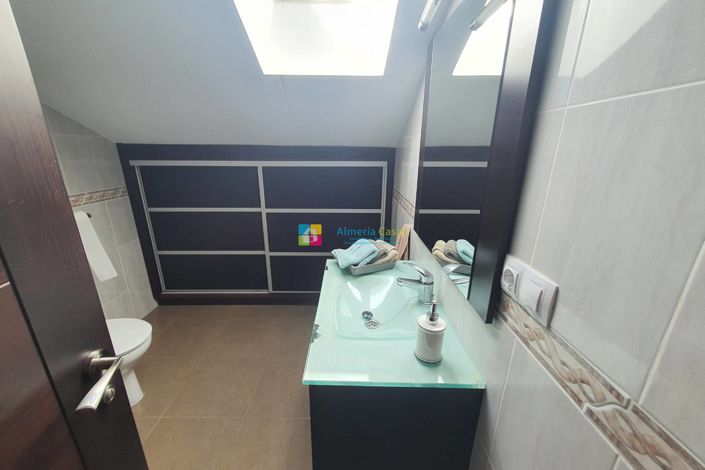 Image No.9-1 Bed Apartment for sale