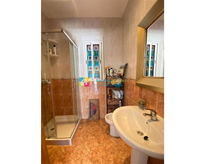 Image No.11-2 Bed Country House for sale