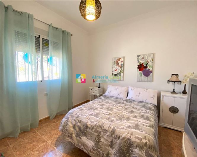 Image No.13-2 Bed Country House for sale