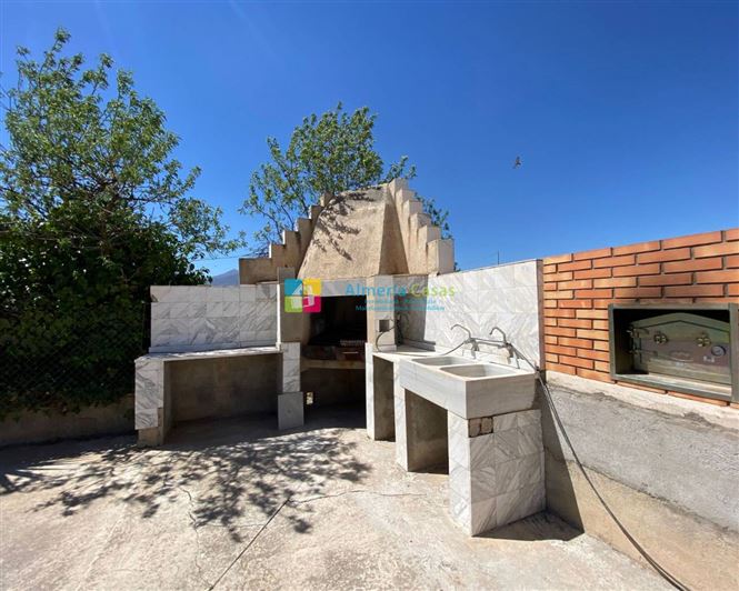 Image No.17-2 Bed Country House for sale