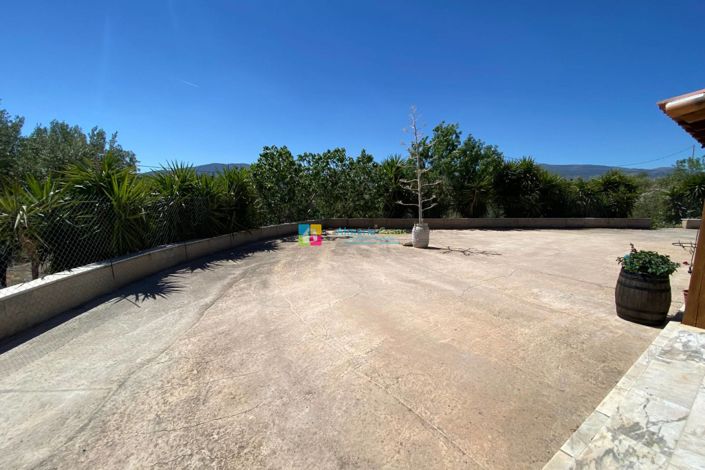 Image No.19-2 Bed Country House for sale