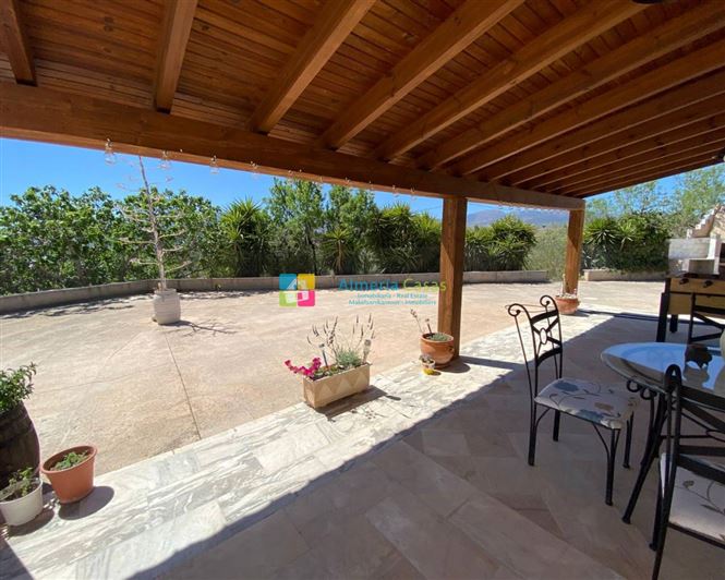 Image No.4-2 Bed Country House for sale