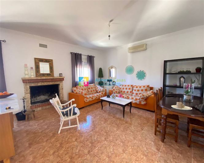 Image No.6-2 Bed Country House for sale