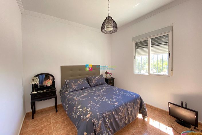 Image No.9-2 Bed Country House for sale