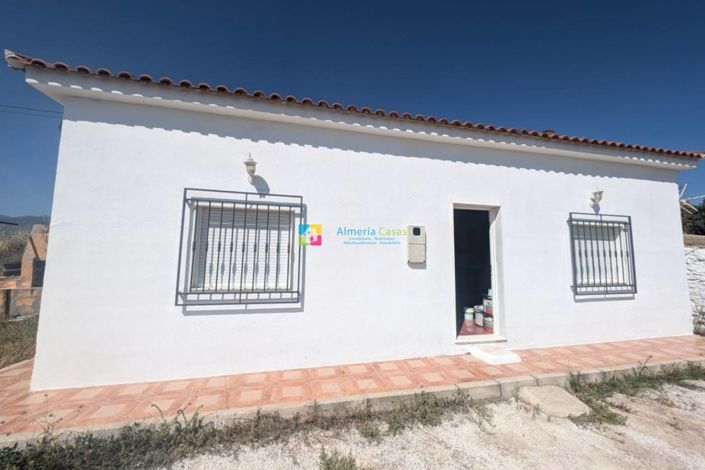 Image No.2-Maison de campagne de 2 chambres à vendre à Somontín