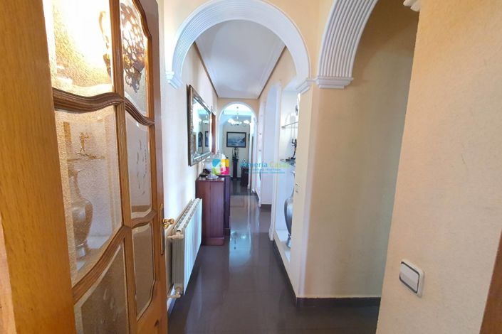 Image No.20-4 Bed Villa for sale