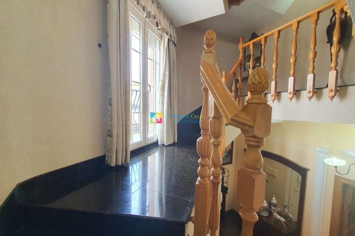 Image No.30-4 Bed Villa for sale