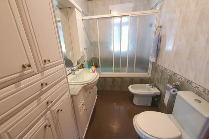 Image No.35-4 Bed Villa for sale