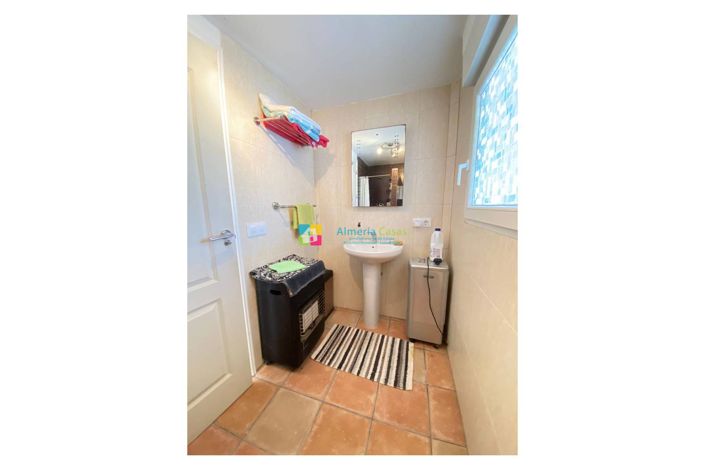 Image No.42-4 Bed Villa for sale