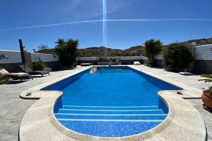 Image No.45-4 Bed Villa for sale