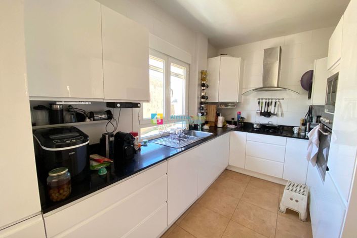 Image No.7-4 Bed Villa for sale