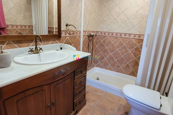 Image No.34-4 Bed Villa for sale